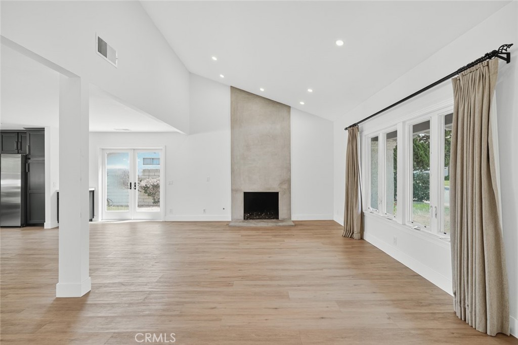 MLS #PW25279309 image #1