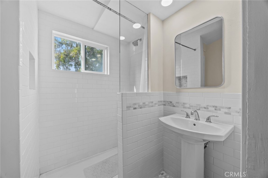 MLS #PW25279963 image #16