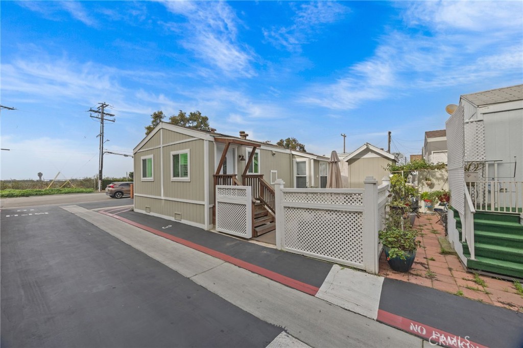 MLS #PW25279963 image #2