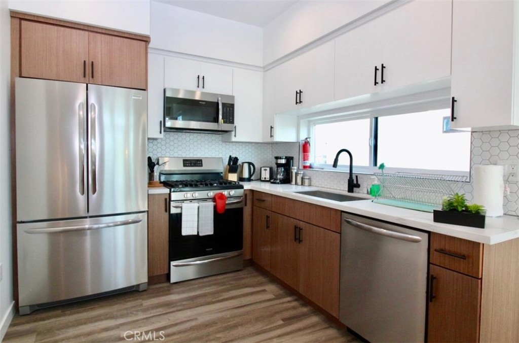 MLS #PW25280004 image #1