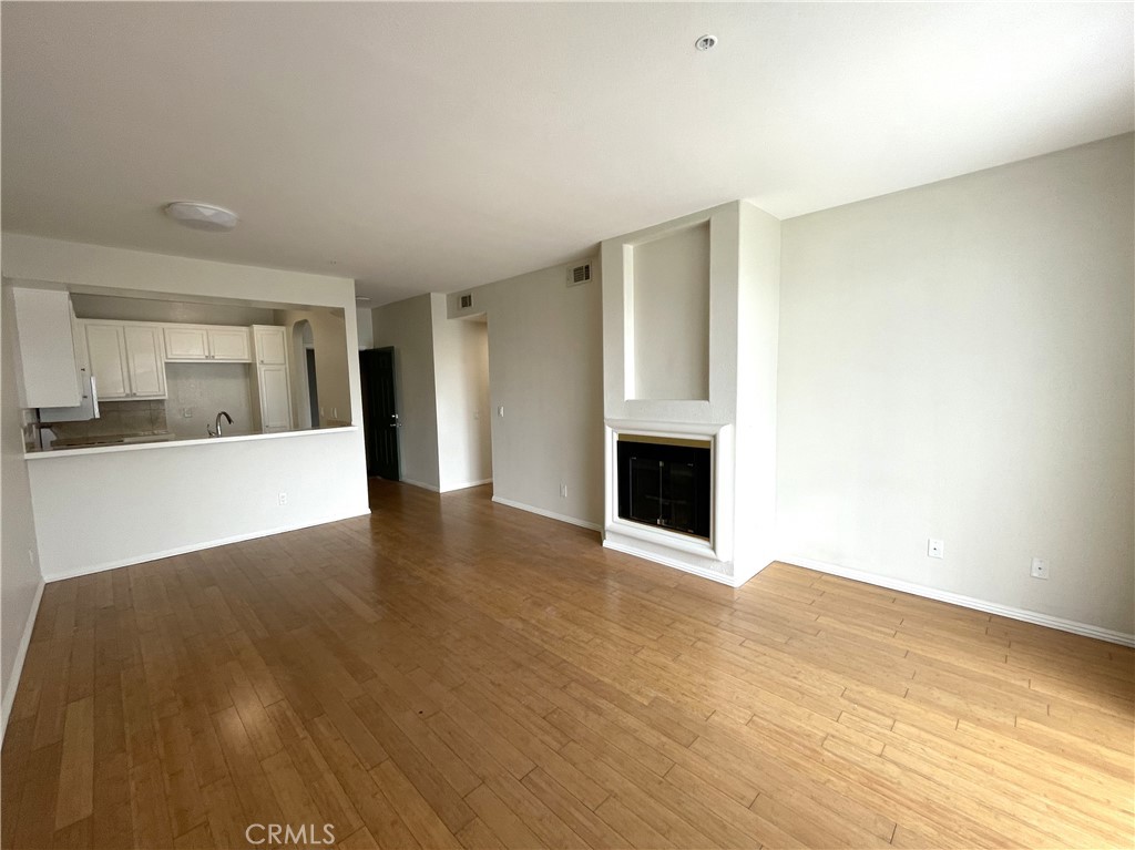 MLS #PW25280191 image #2