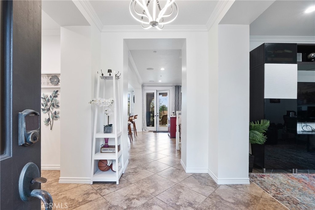 MLS #PW25280252 image #1