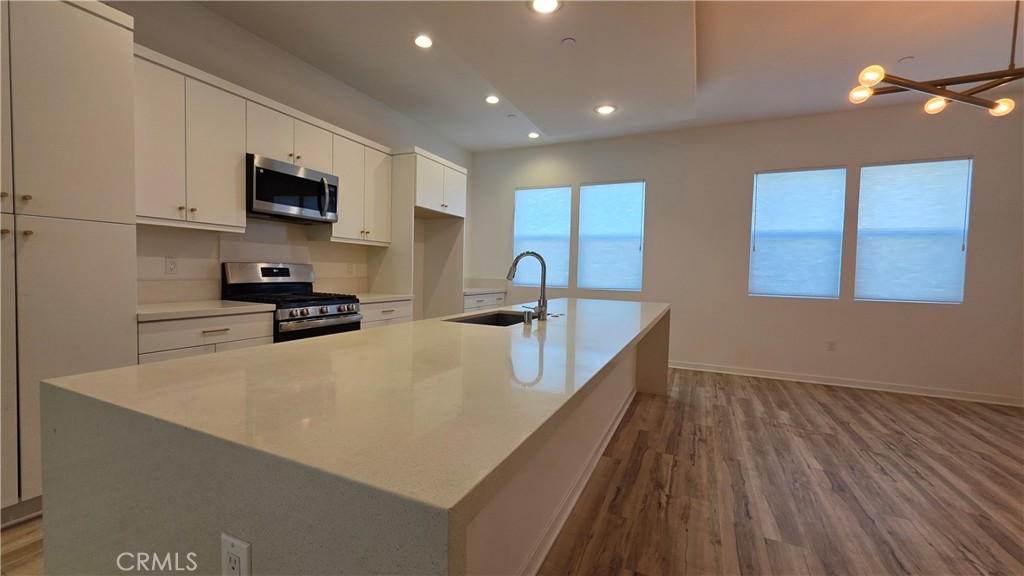 MLS #PW25280283 image #9