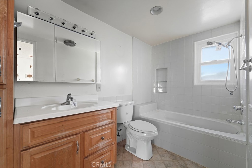 MLS #PW25280371 image #23