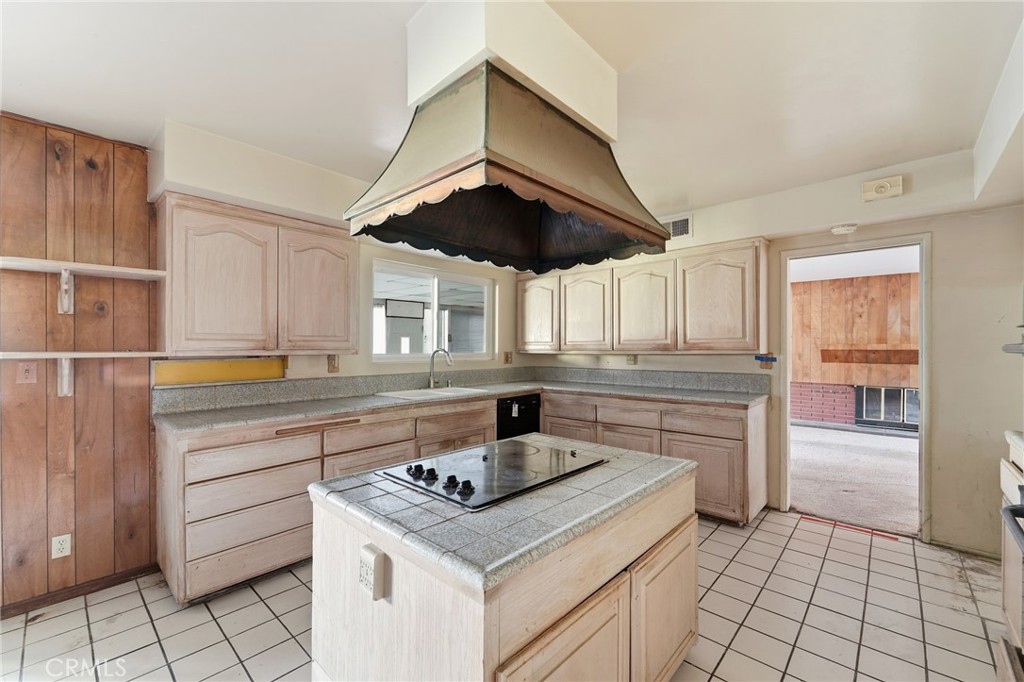 MLS #PW25280371 image #7