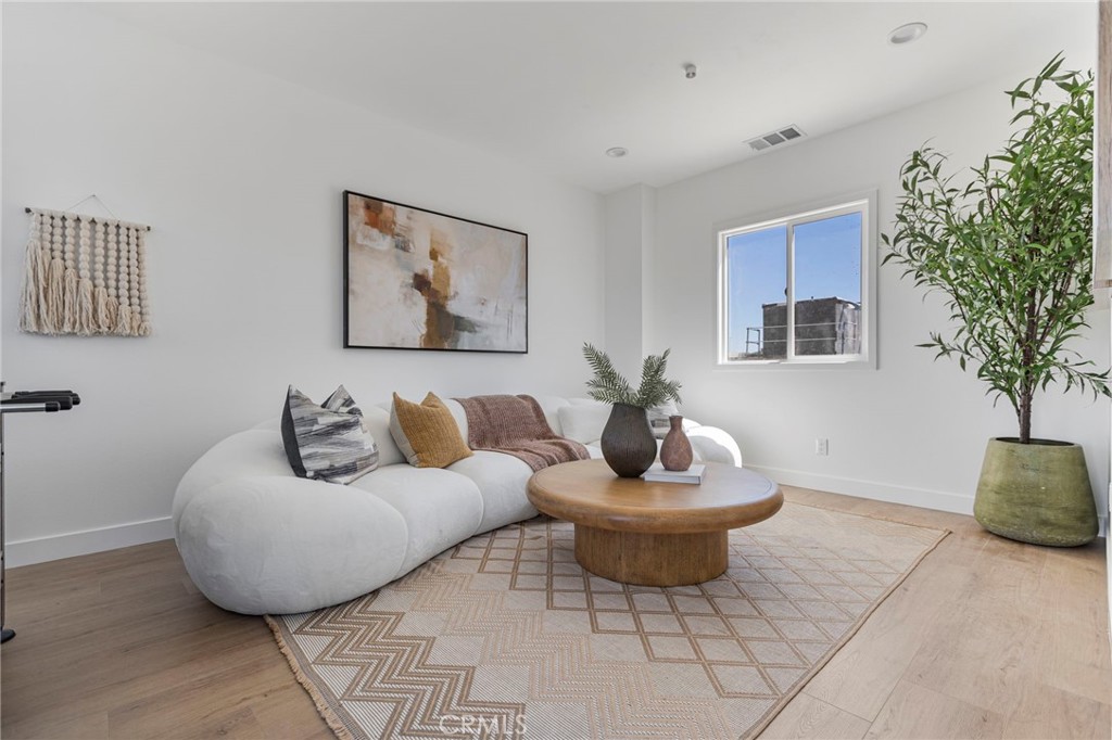 MLS #PW25281393 image #30