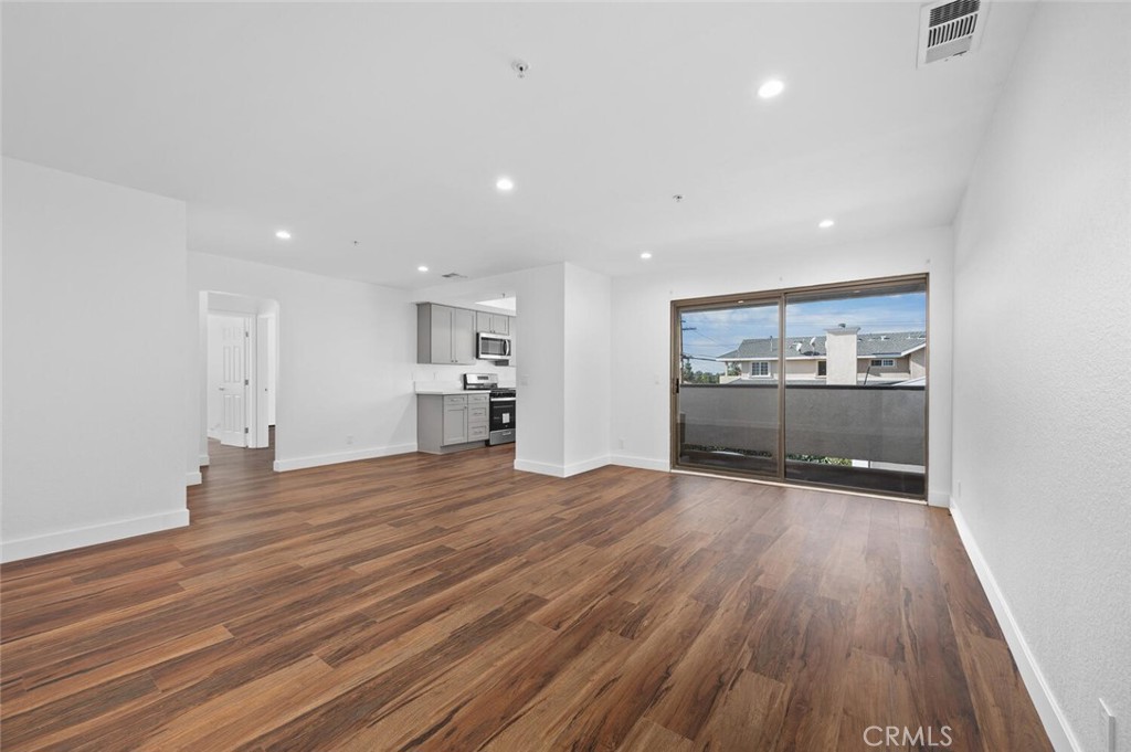 MLS #PW25281883 image #4