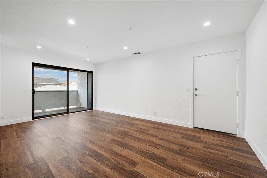 MLS #PW25281883 image #5