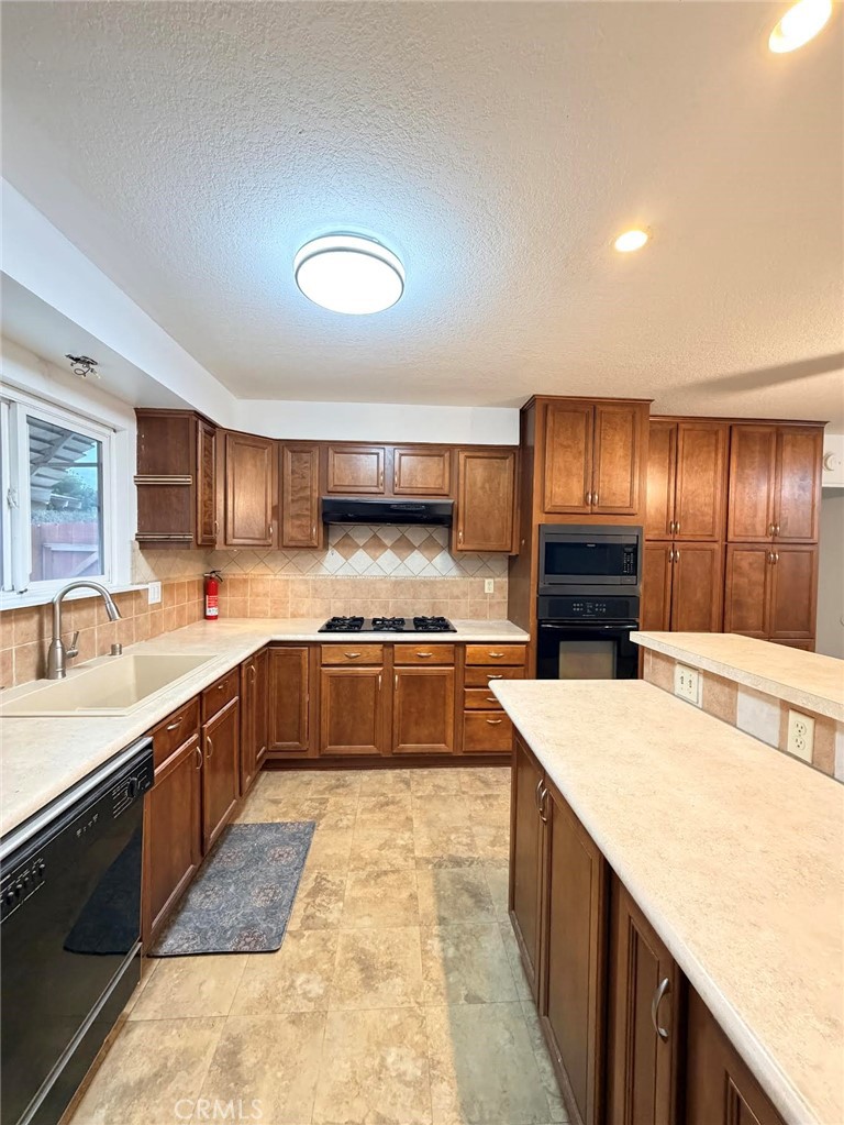 MLS #PW25282133 image #7