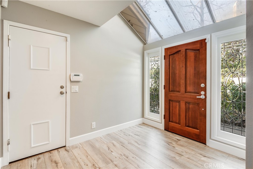 MLS #PW25282216 image #1