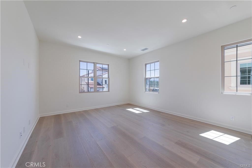 MLS #PW26003661 image #15