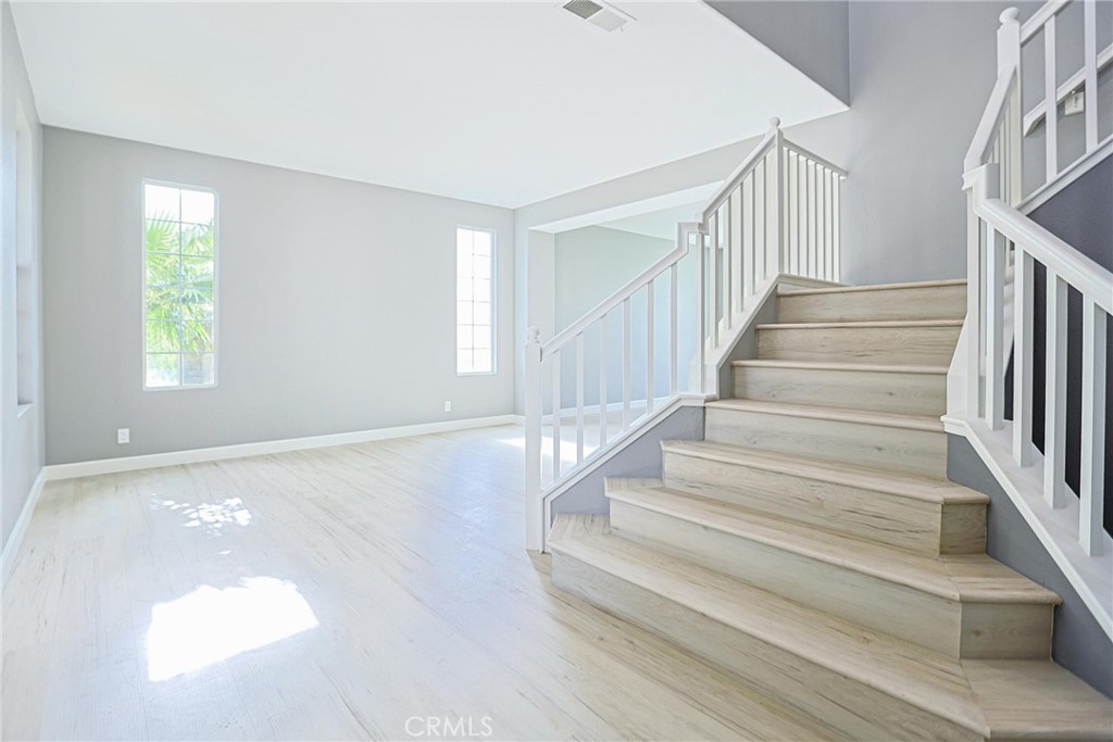 MLS #PW26004314 image #2