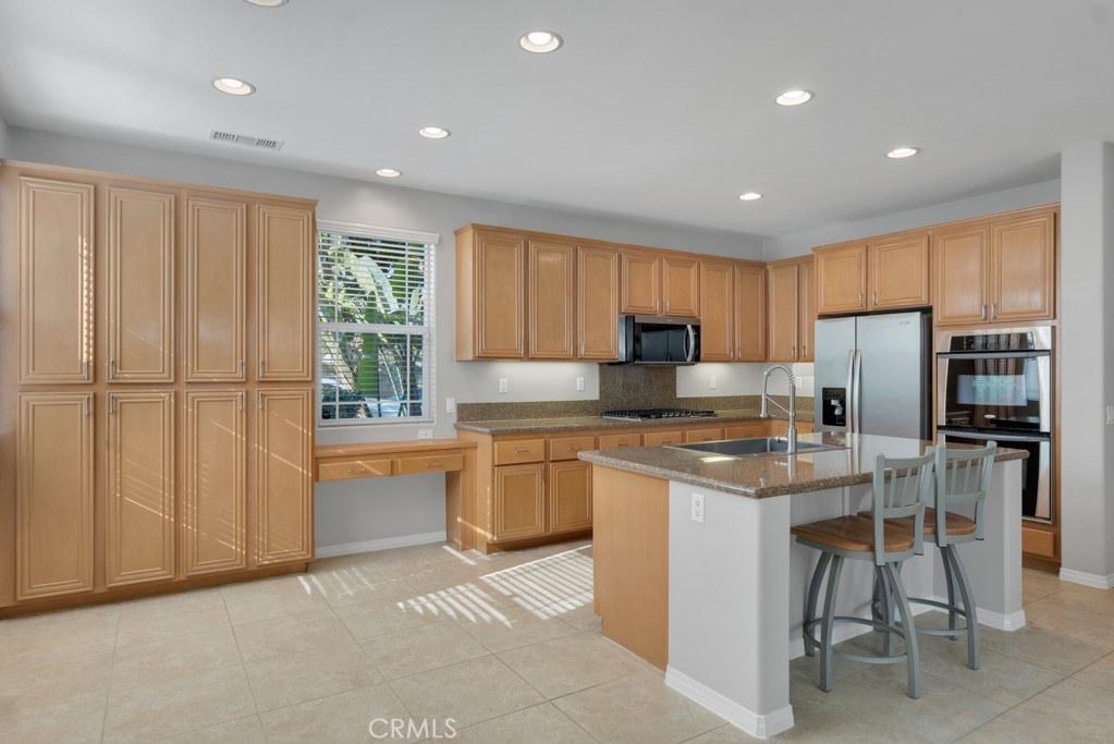 MLS #PW26004934 image #1