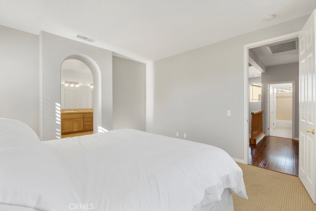 MLS #PW26004934 image #8