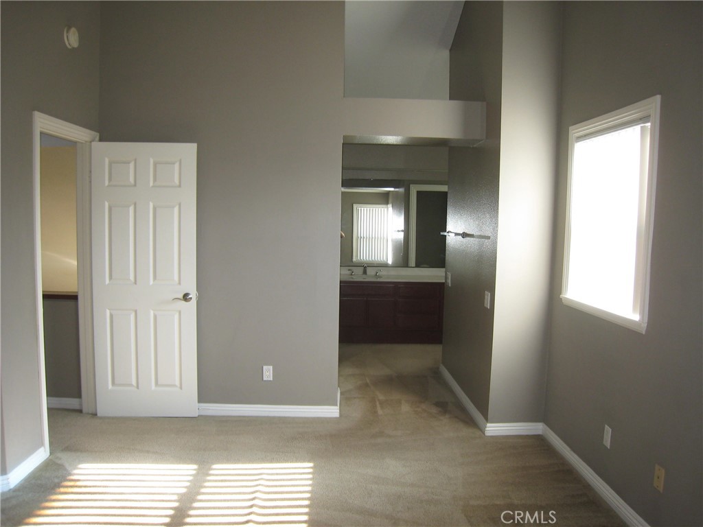 MLS #PW26005039 image #16