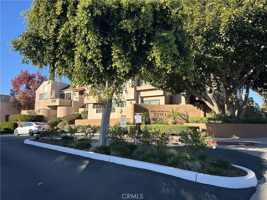 MLS #PW26005829 image #0