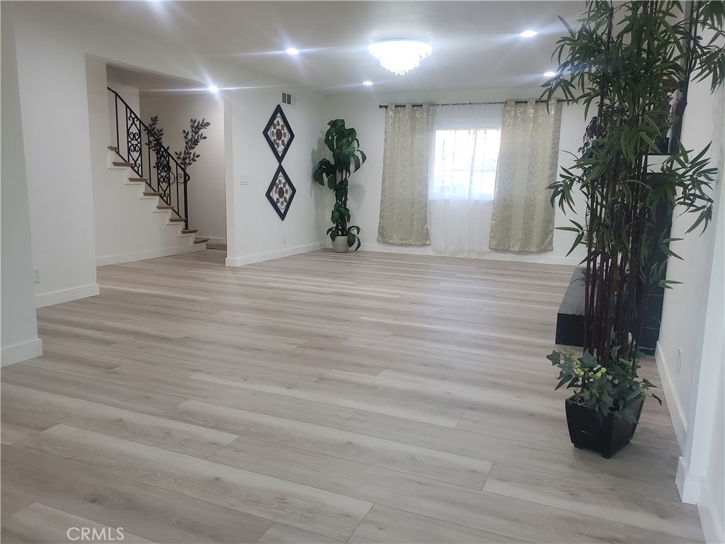 MLS #PW26006752 image #5