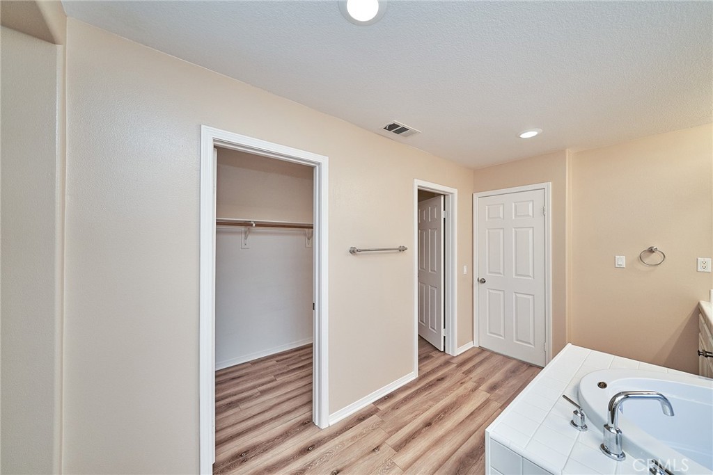 MLS #RS25182023 image #30