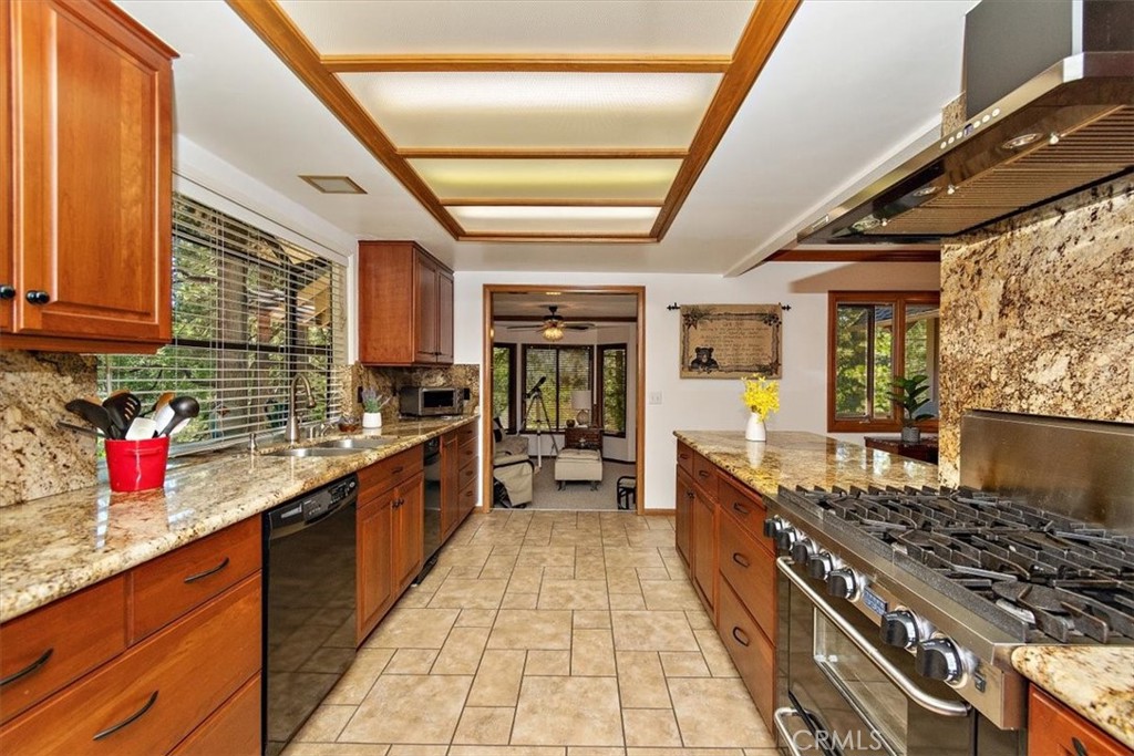 MLS #RW24111210 image #13