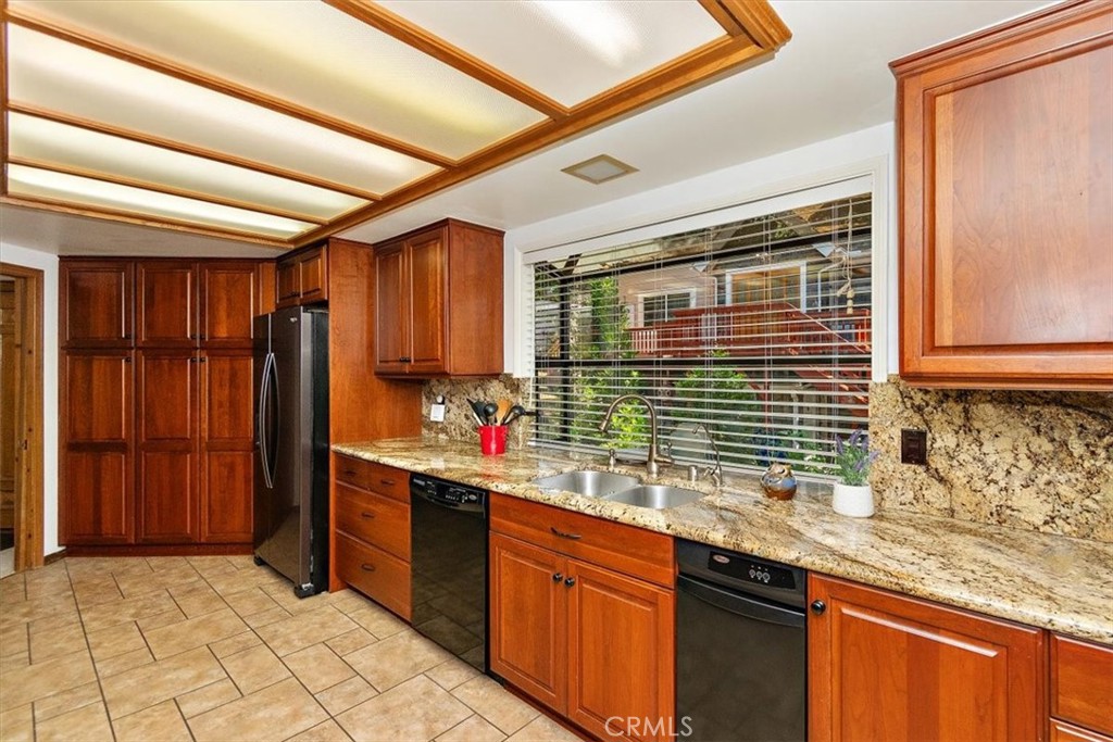 MLS #RW24111210 image #14