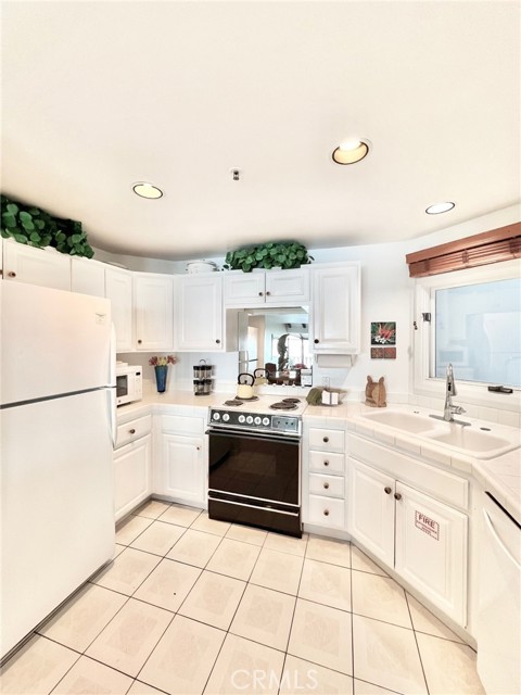 MLS #SB25019733 image #9