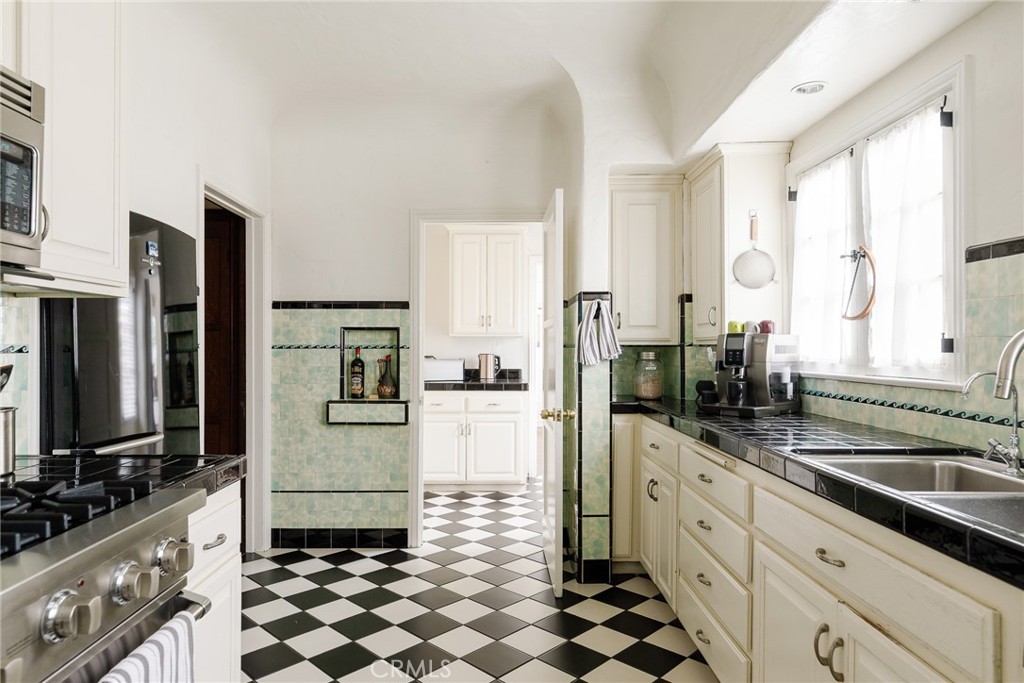 MLS #SB25056661 image #15