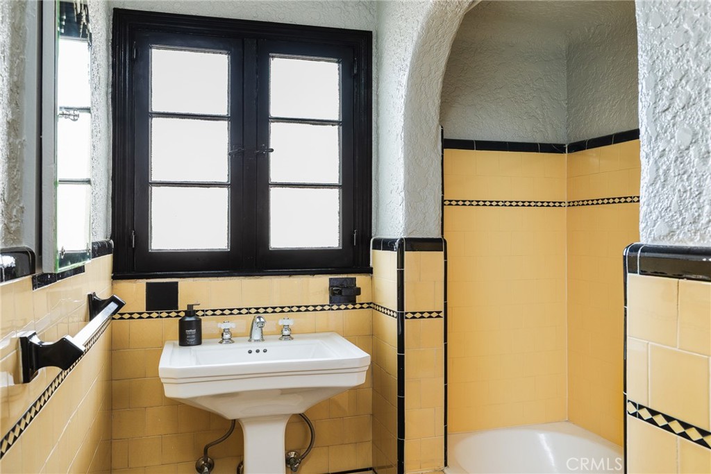 MLS #SB25056661 image #18