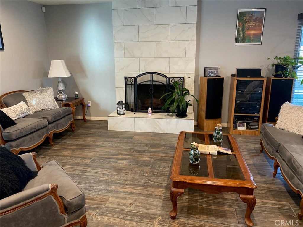 MLS #SB25058714 image #9