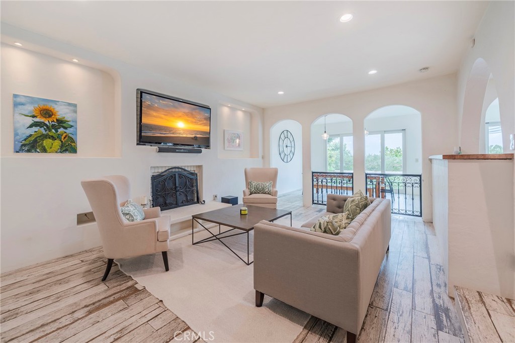 MLS #SB25087859 image #12