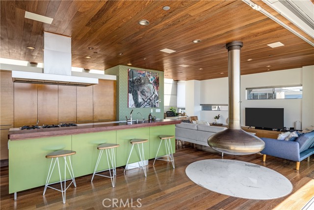 MLS #SB25090787 image #4