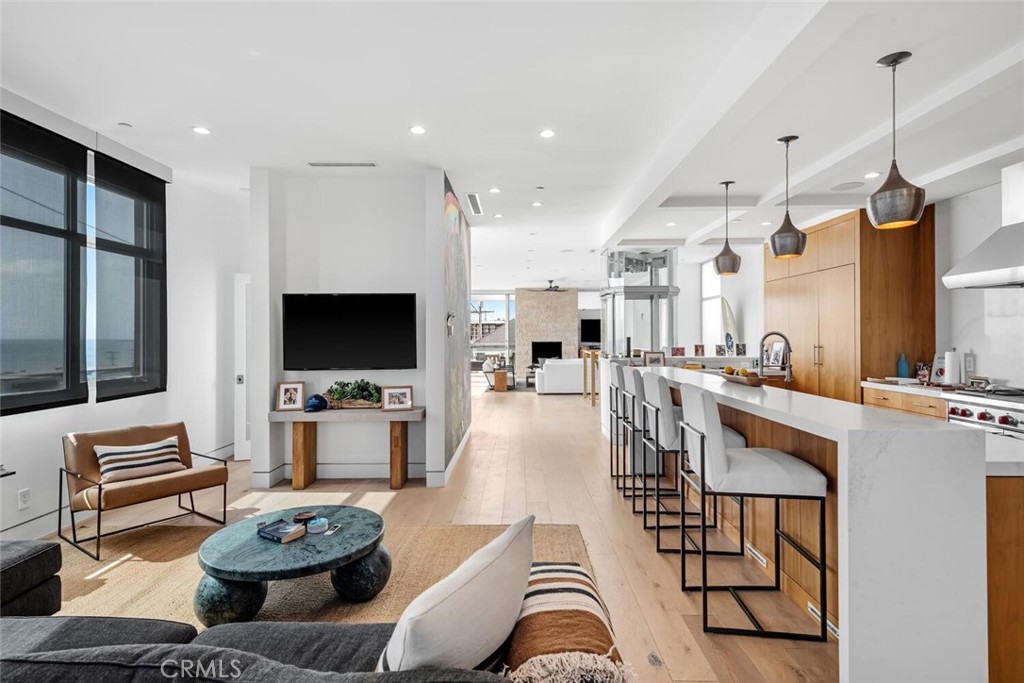 MLS #SB25093362 image #12