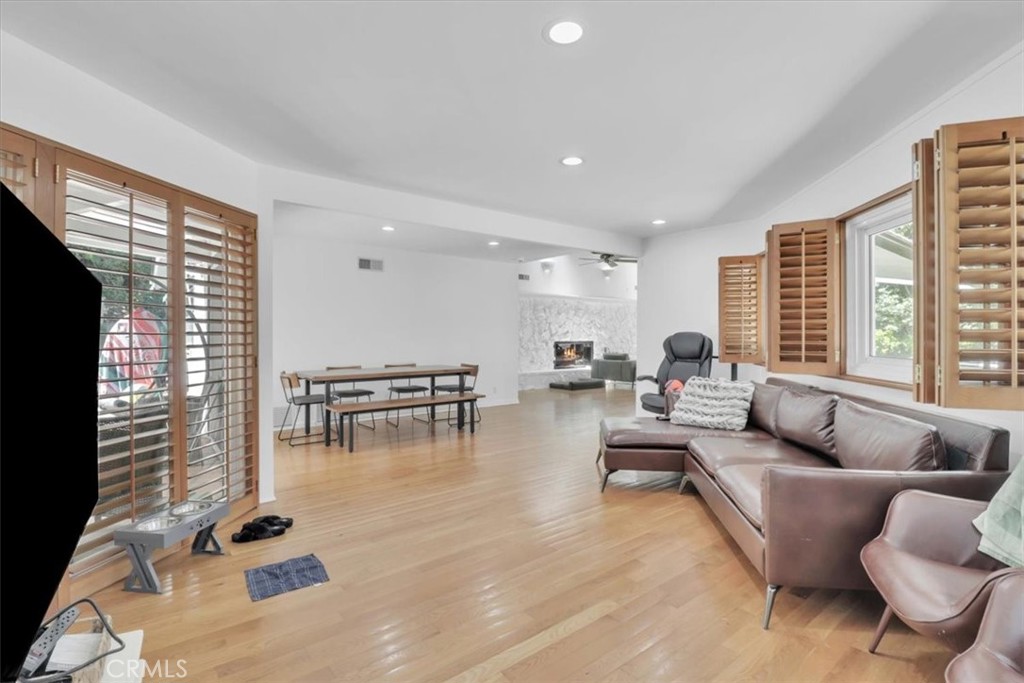 MLS #SB25095862 image #13