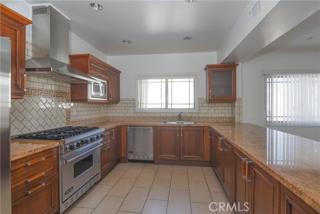 MLS #SB25098743 image #11