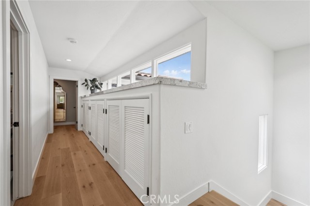 MLS #SB25102783 image #32