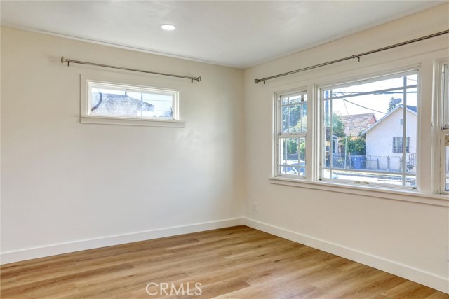 MLS #SB25102891 image #4