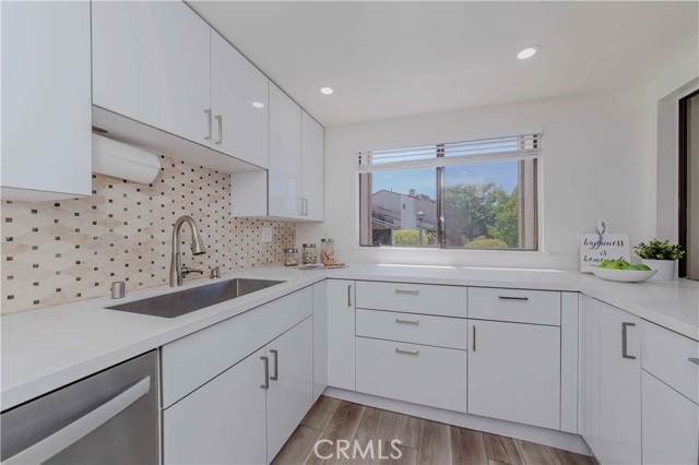 MLS #SB25105382 image #4