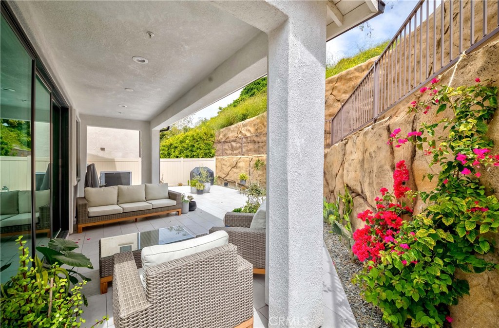 MLS #SB25108457 image #6