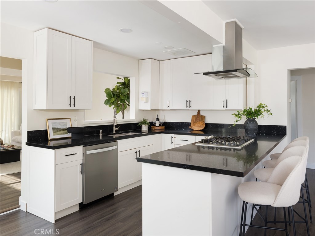 MLS #SB25111600 image #8