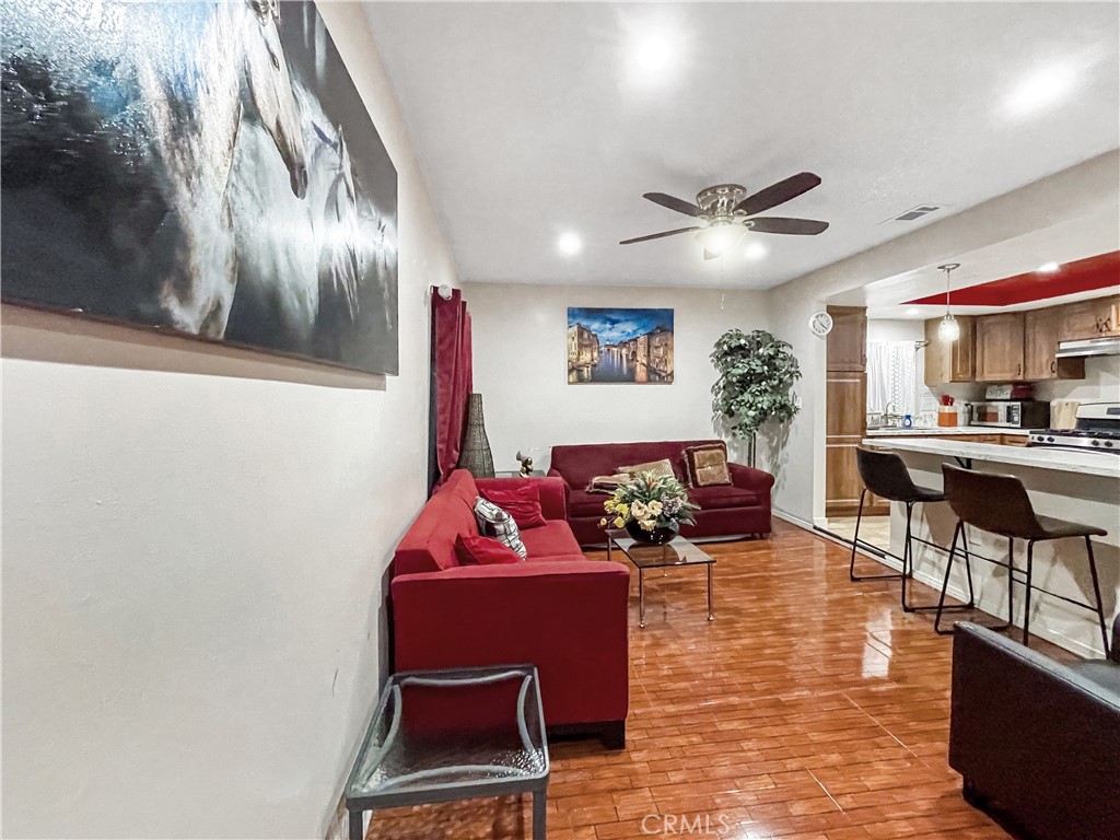 MLS #SB25113263 image #1