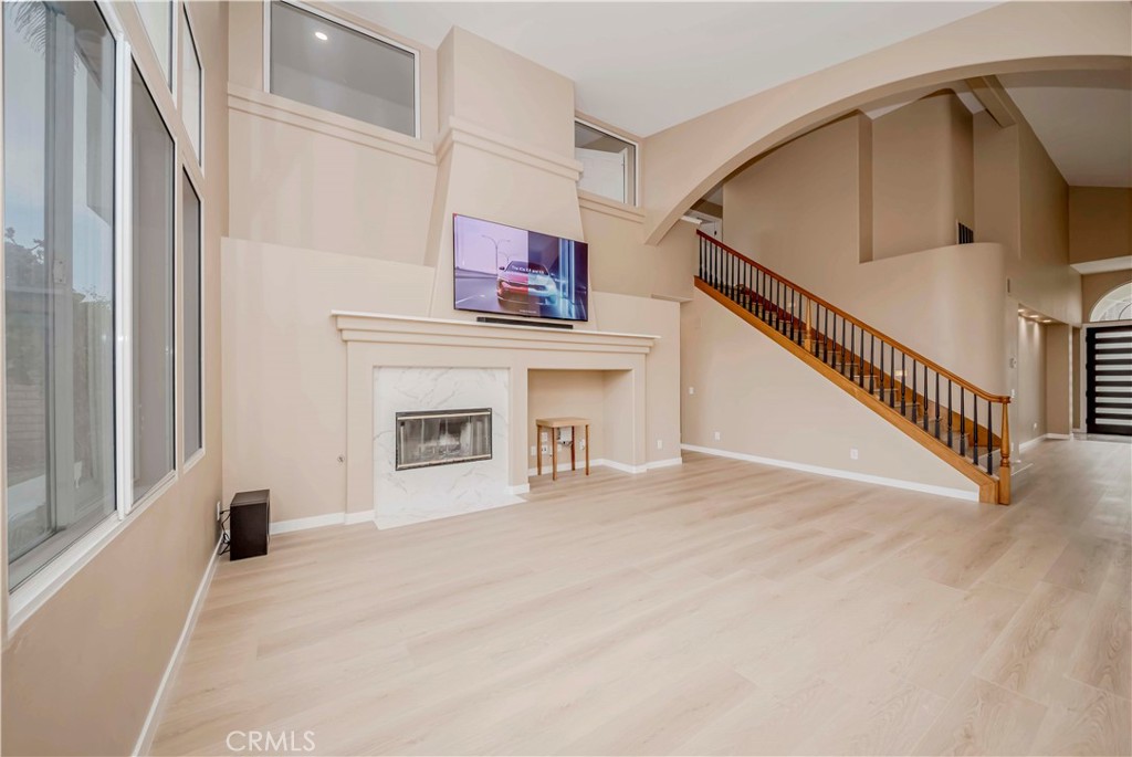 MLS #SB25113559 image #16