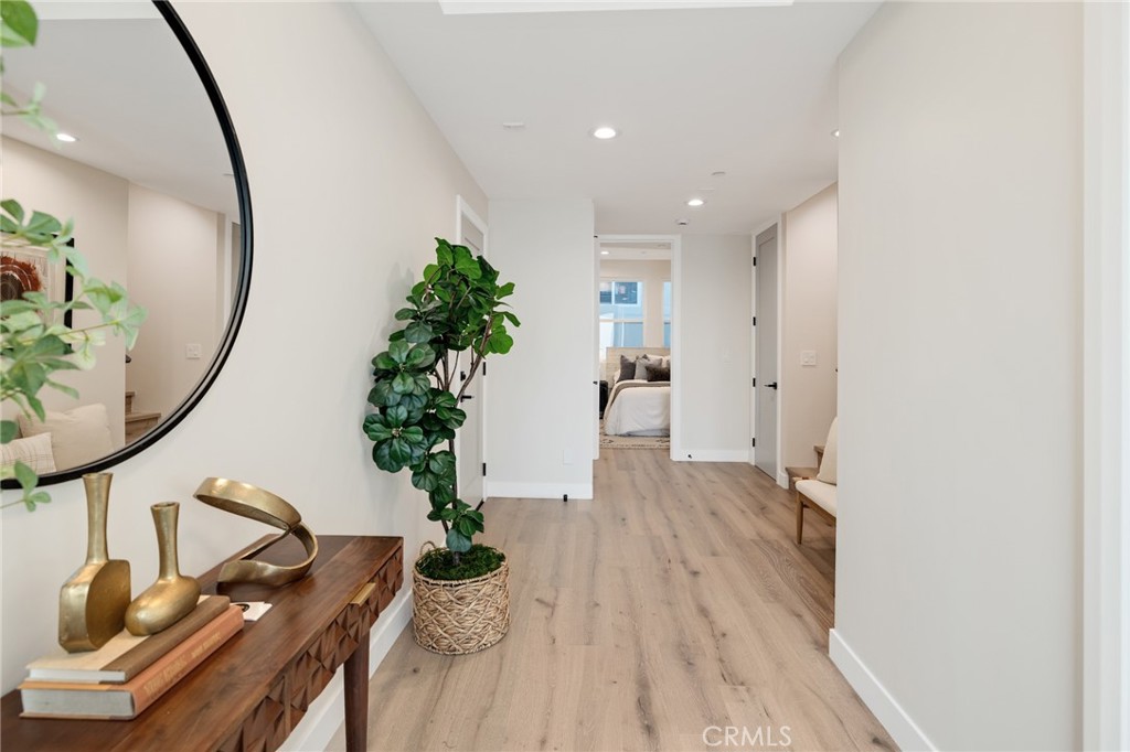 MLS #SB25115547 image #4