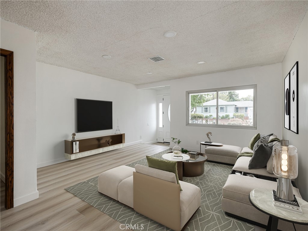 MLS #SB25121379 image #3