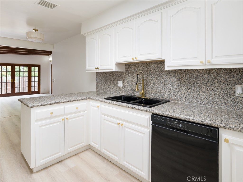 MLS #SB25121379 image #7