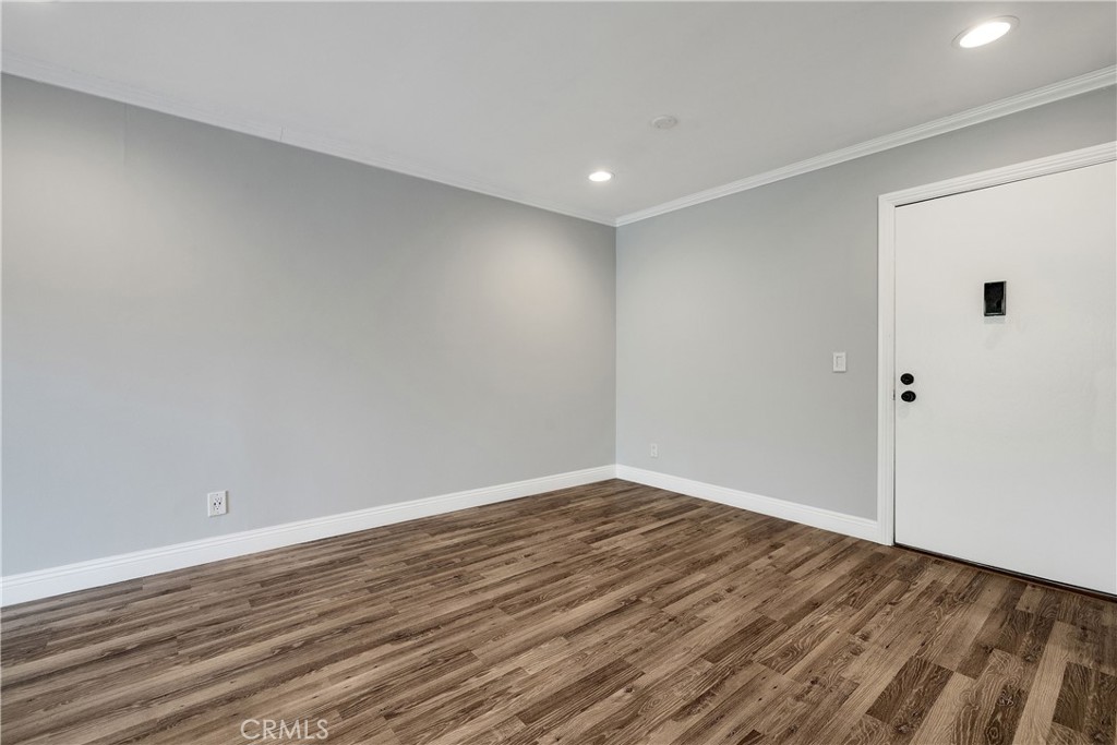 MLS #SB25122166 image #24