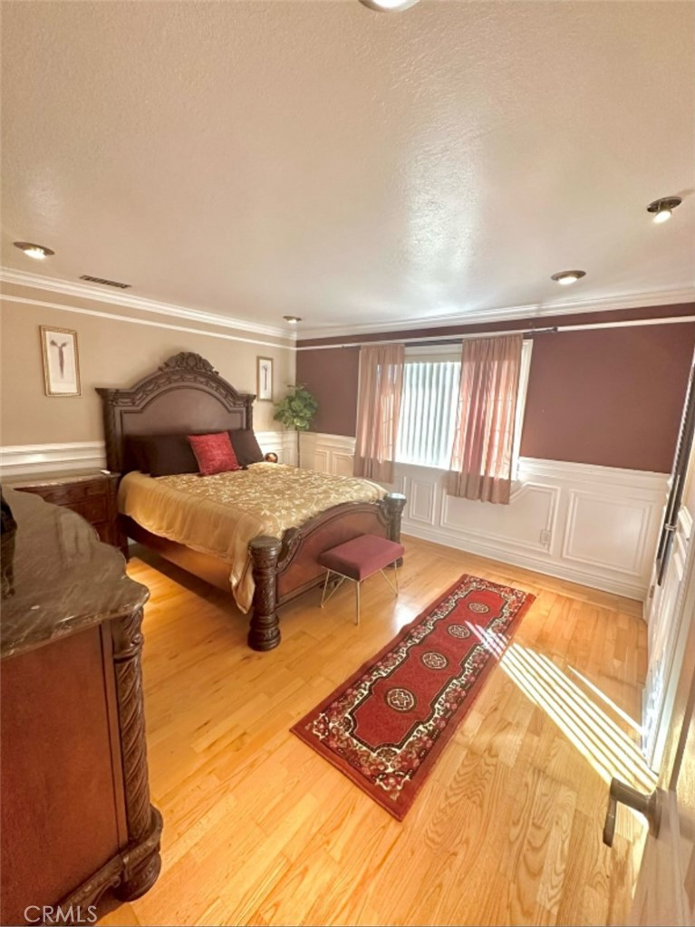 MLS #SB25123540 image #5