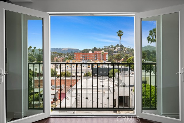 MLS #SB25124683 image #2