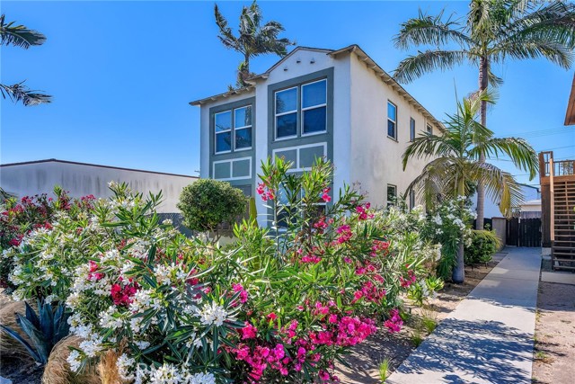 MLS #SB25128507 img 0