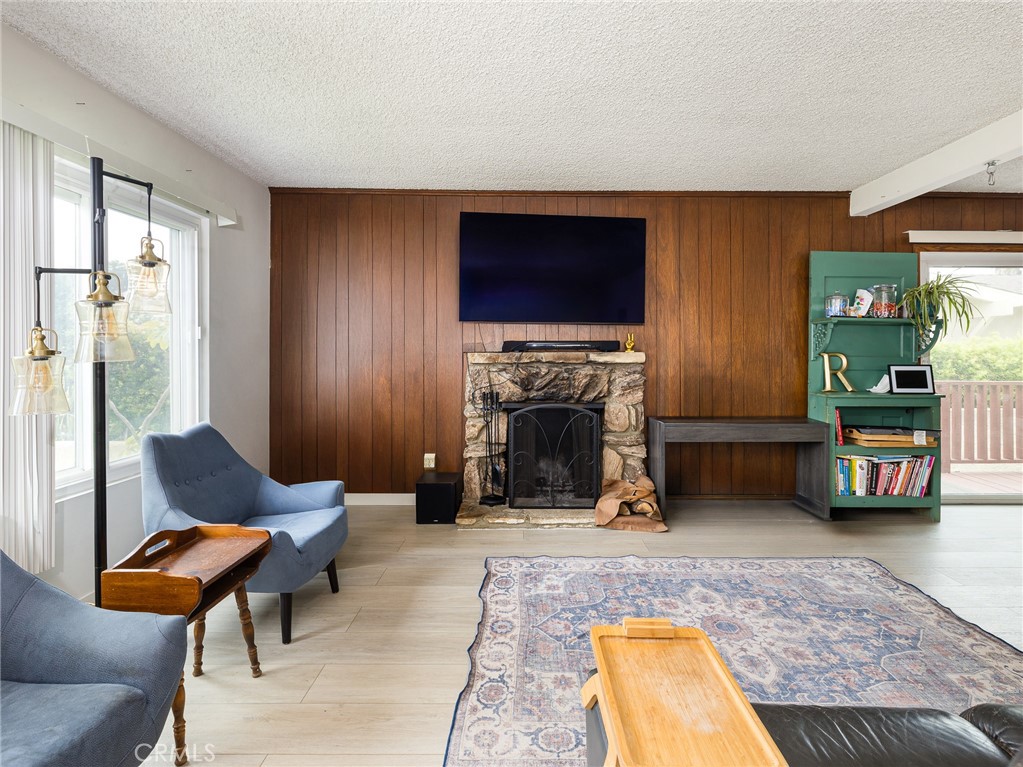 MLS #SB25133276 image #2