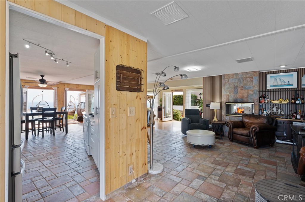 MLS #SB25136226 image #24