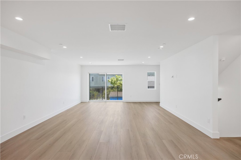 MLS #SB25142058 image #6